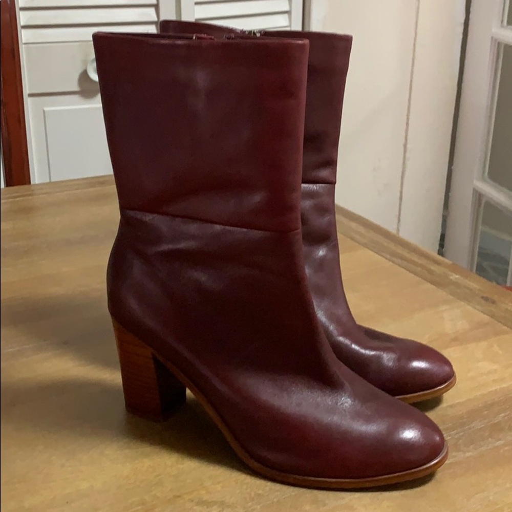 Splendid leather boots in size 10
